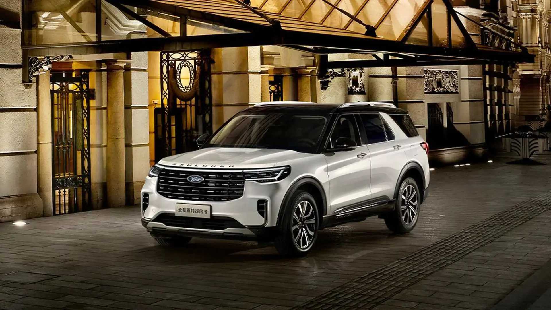 2023款福特探险者是一款中大型 SUV