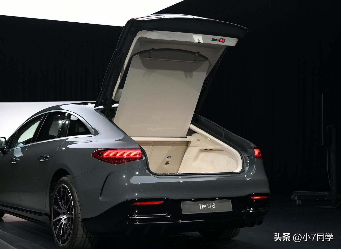 新款奔驰EQS亮相北京车展，换“立标”/提升电池容量，下半年上市