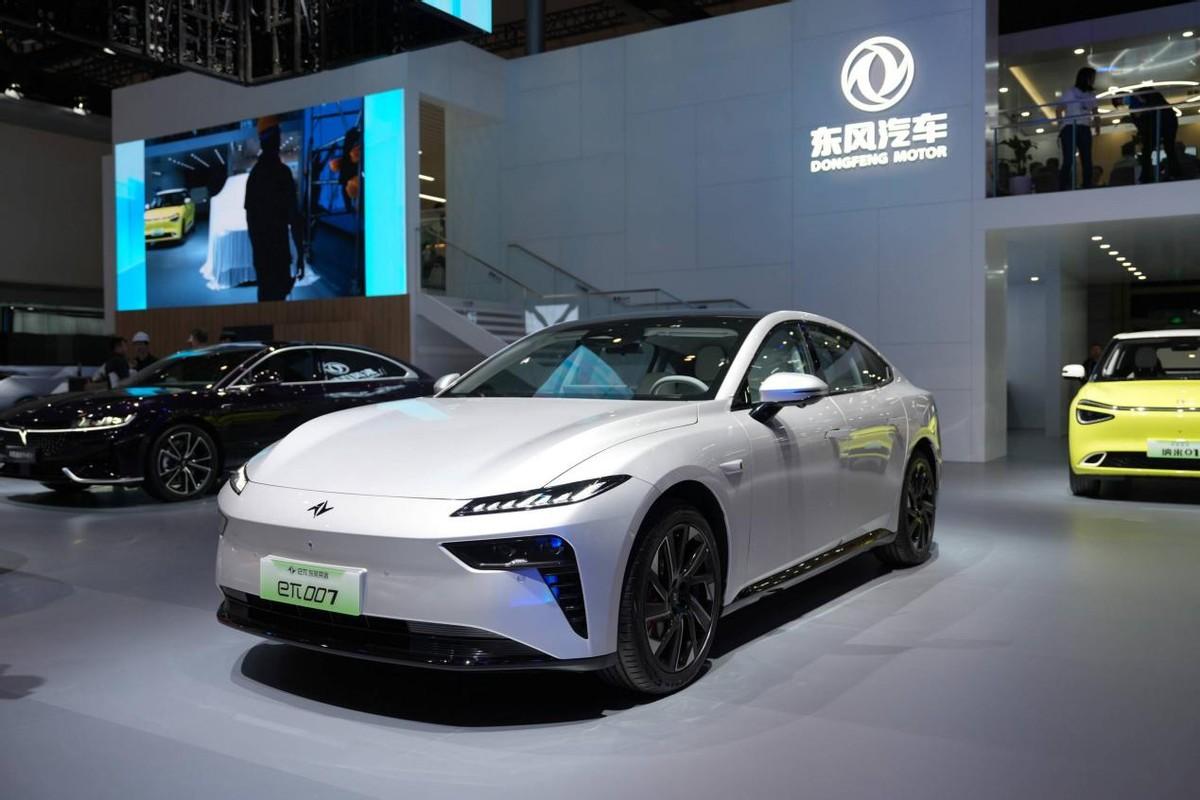 北京车展：家庭智能大型SUV 东风eπ008预售五小时订单破万