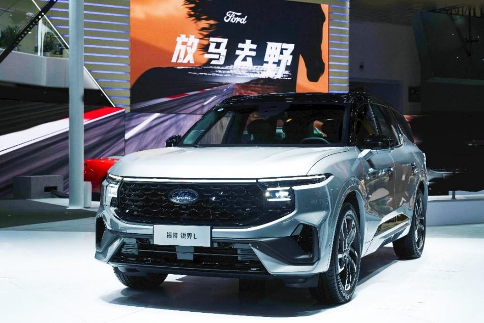 北京车展：福特明星车型亮相全新福特Mustang®敞篷运动版中国首秀