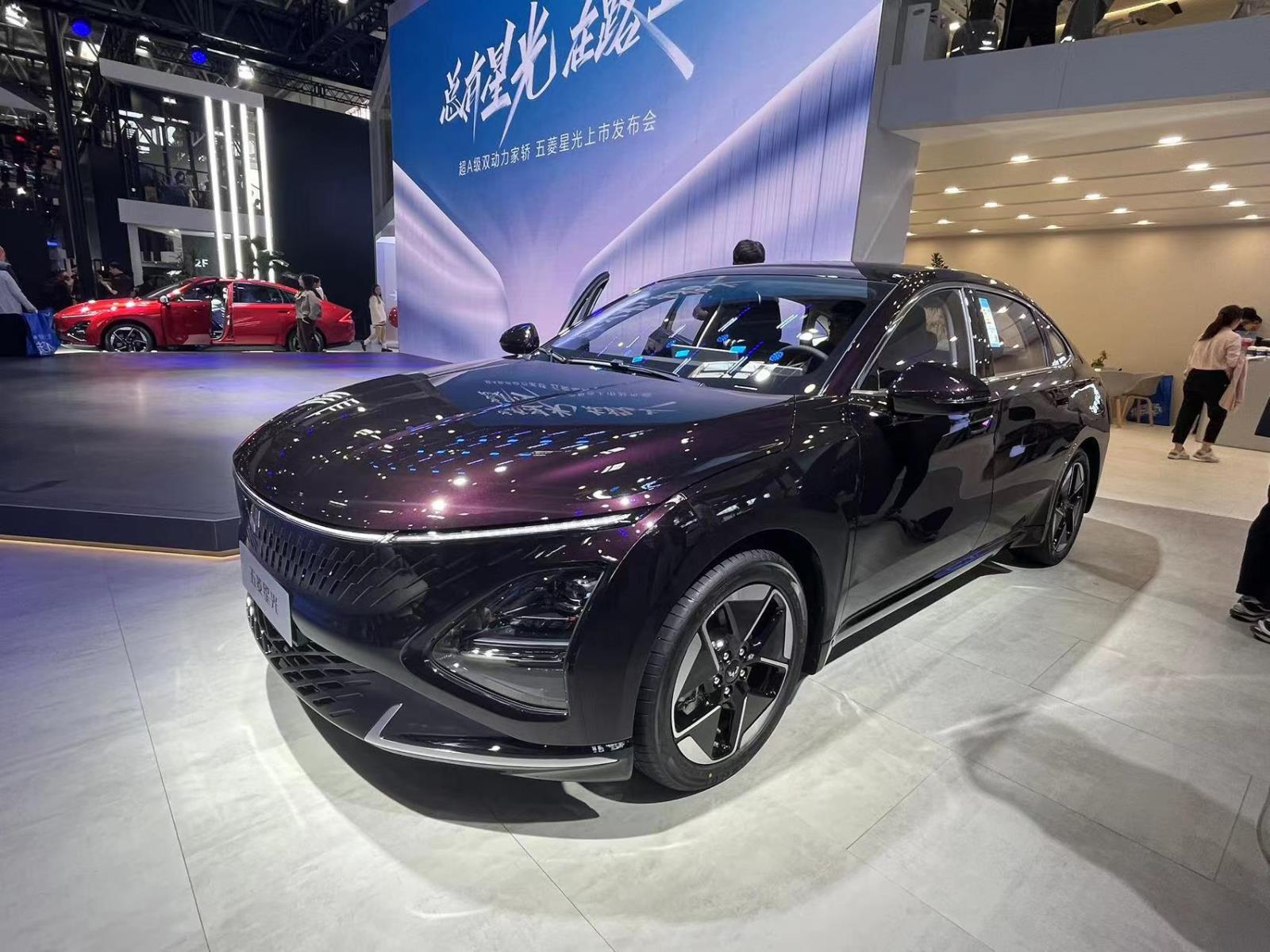2024北京车展：配置升级调整，新款五菱星光售7.98万起
