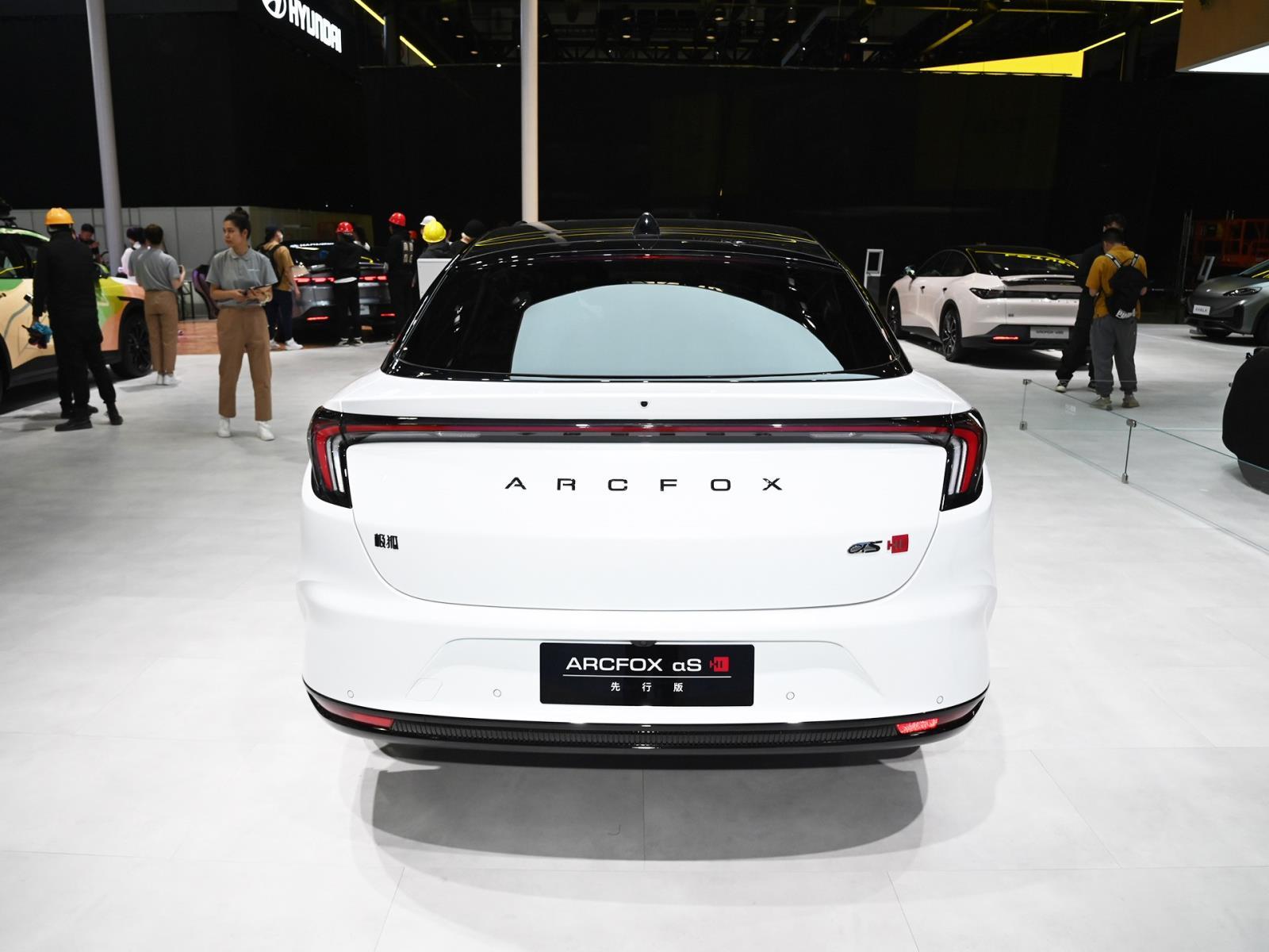 2024北京车展：让高阶智驾触手可及，阿尔法S先行版PRO售25.68万