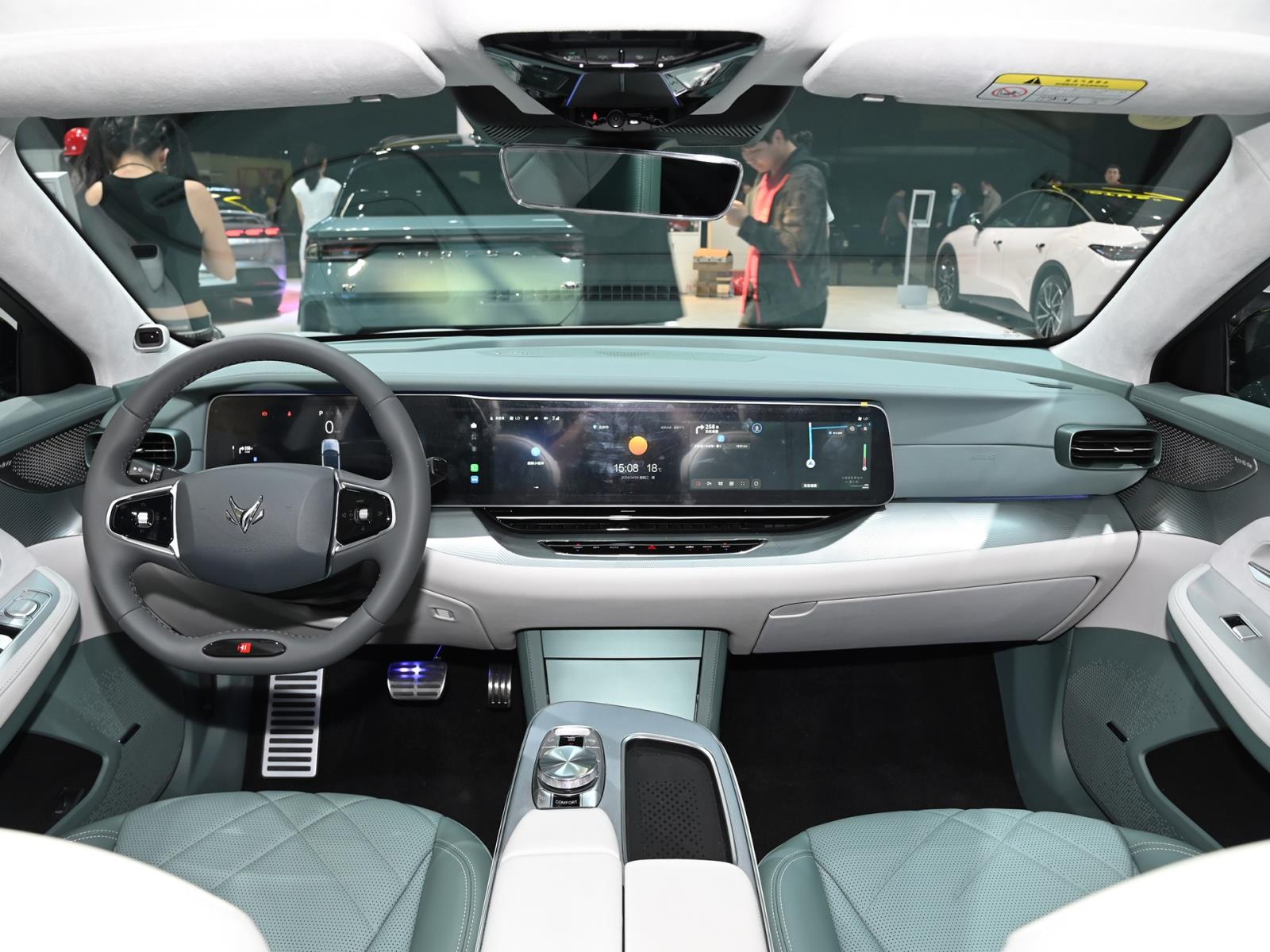 2024北京车展：让高阶智驾触手可及，阿尔法S先行版PRO售25.68万