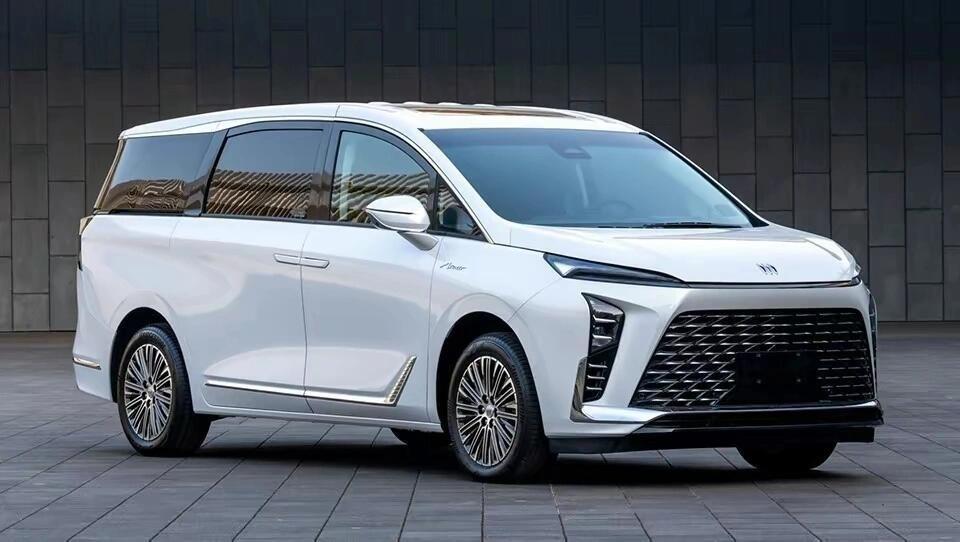 上汽通用三品牌上新，GL8 PHEV、IQ 傲歌、探界者 Plus打造新矩阵