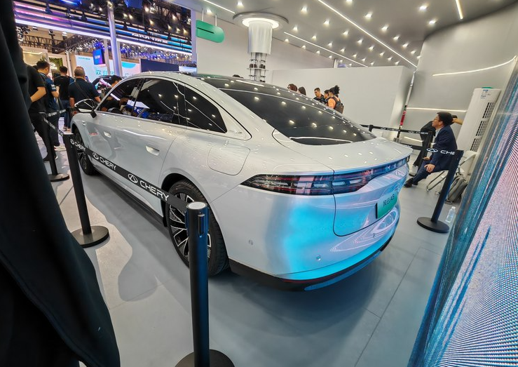 奇瑞真不客气了！北京车展新能源+燃油发力，7款重磅新车亮相！