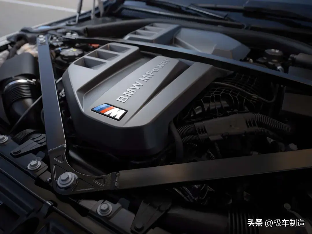 独立美感+绝对力量，BMW M4才是终极的驾驶利器