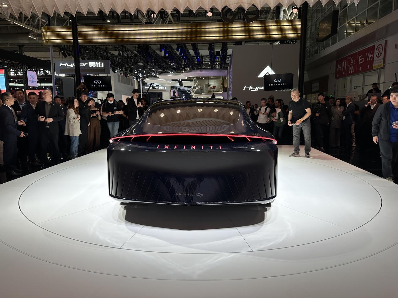 电动原创设计新典范+高性能电驱，英菲尼迪Vision Qe亮相北京车展