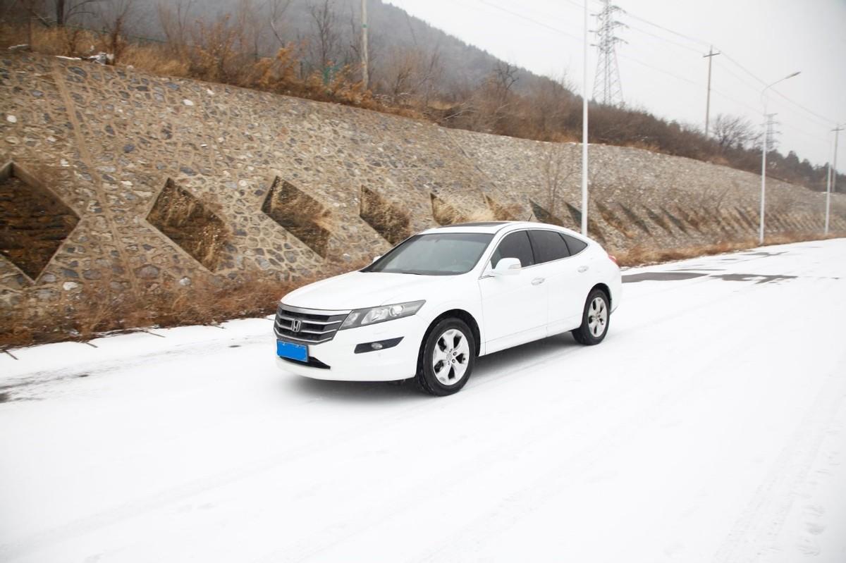 固特异锦乘SUV轮胎以静音胎面、减振设计和大胶块带来舒适旅途
