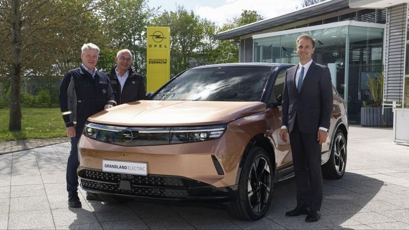 新增纯电动力，全新一代欧宝Opel Grandland亮相