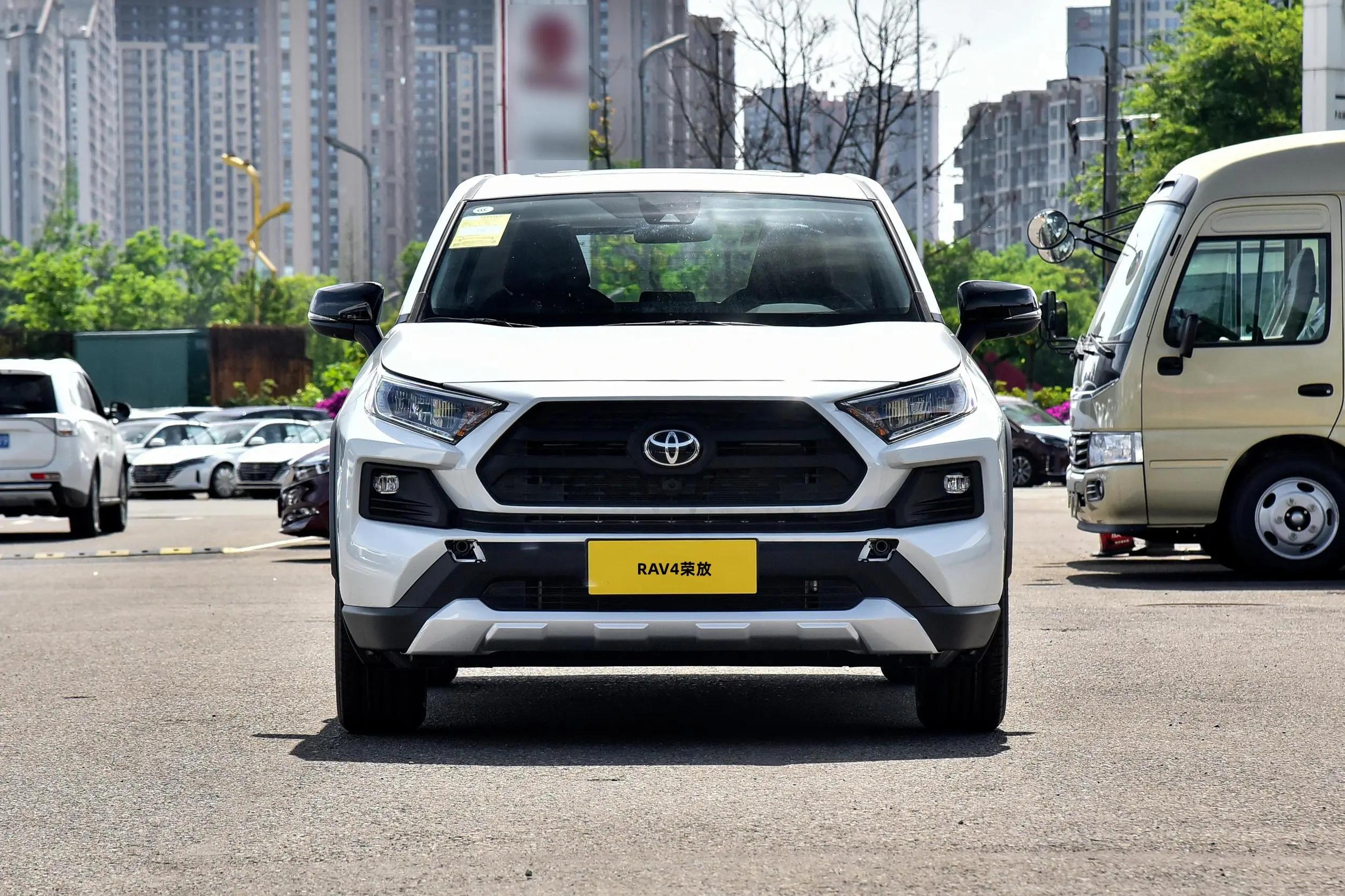 一汽丰田RAV4荣放，全系优惠4万元起，今年前4月累计销量4.8万台