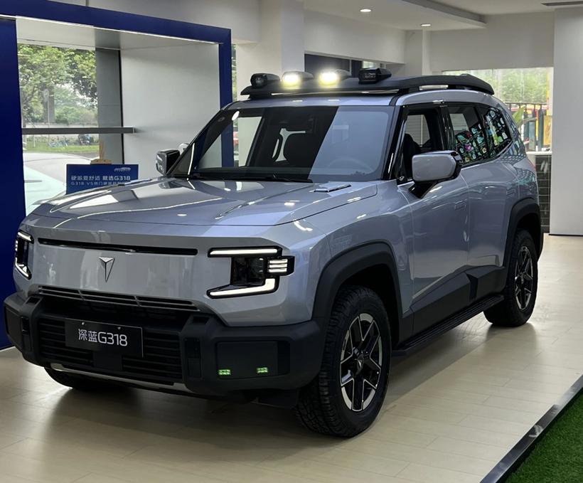 又一款硬派SUV！5米車長(zhǎng)，雙鎖+空懸，17.58萬起，坦克300不香了