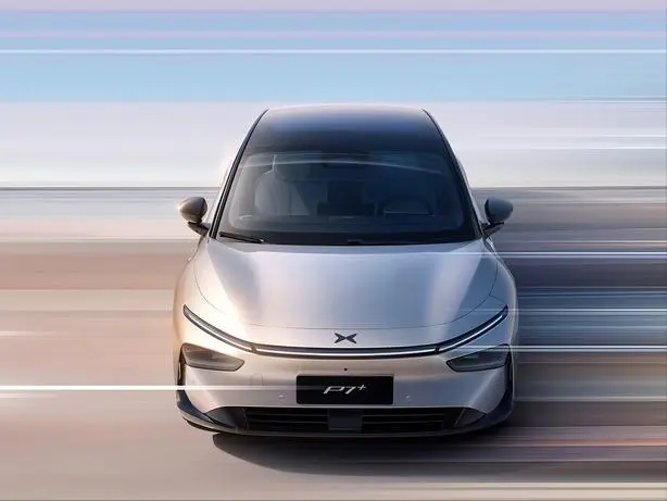 大話小鵬P7+,不到20萬的跨界車適合誰買呢?