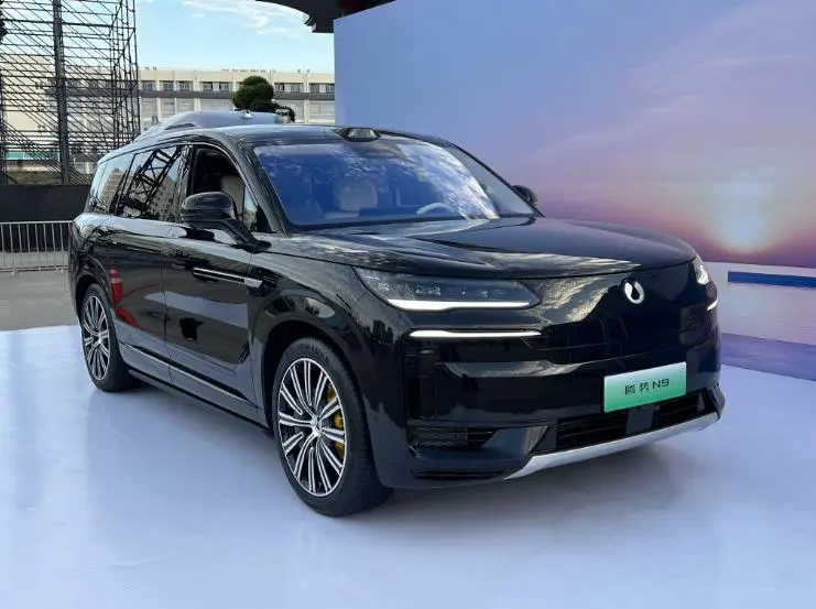 騰勢N9無人機版正式亮相，新增車載無人機，計劃3月下旬上市
