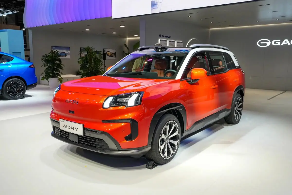 油車價(jià)格+電車體驗(yàn)，13萬抄底650km大SUV，第二代AION V值得買嗎？
