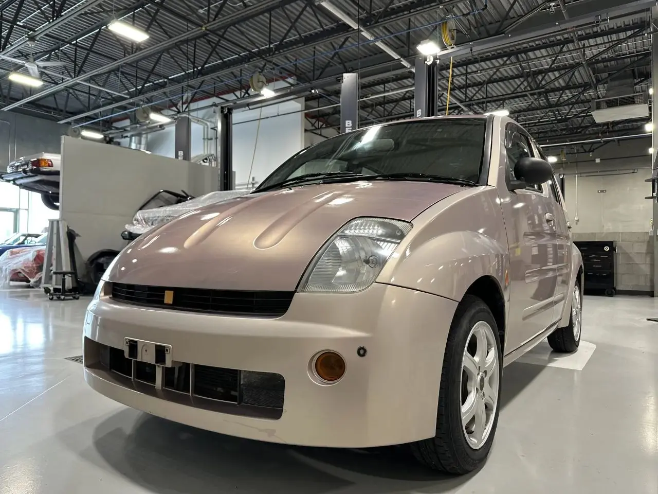 時(shí)尚跨界單品！有史以來最古怪的豐田車——2000年豐田WiLL Vi