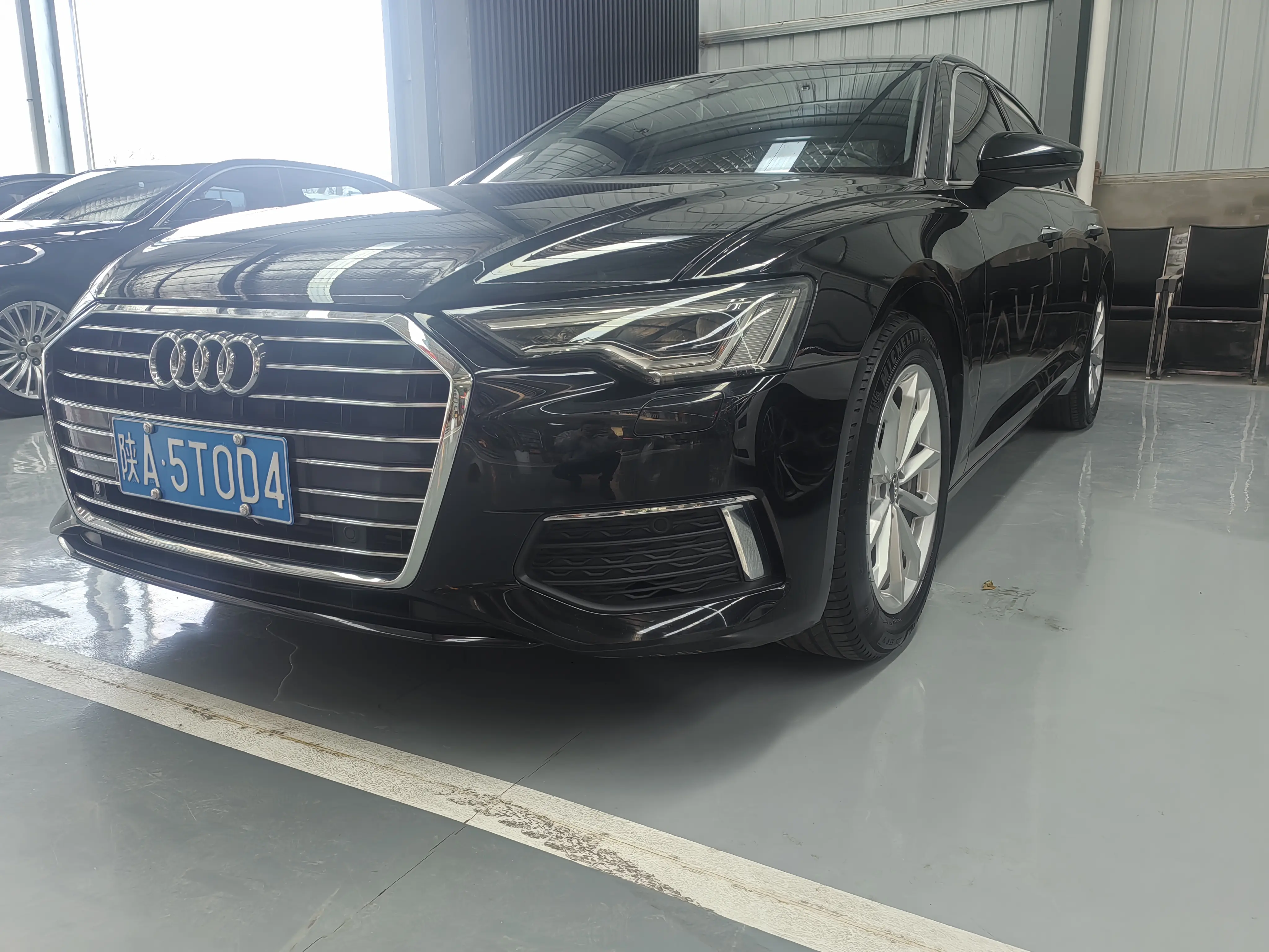 21款奧迪A6L，一手車況，豪華動感之選