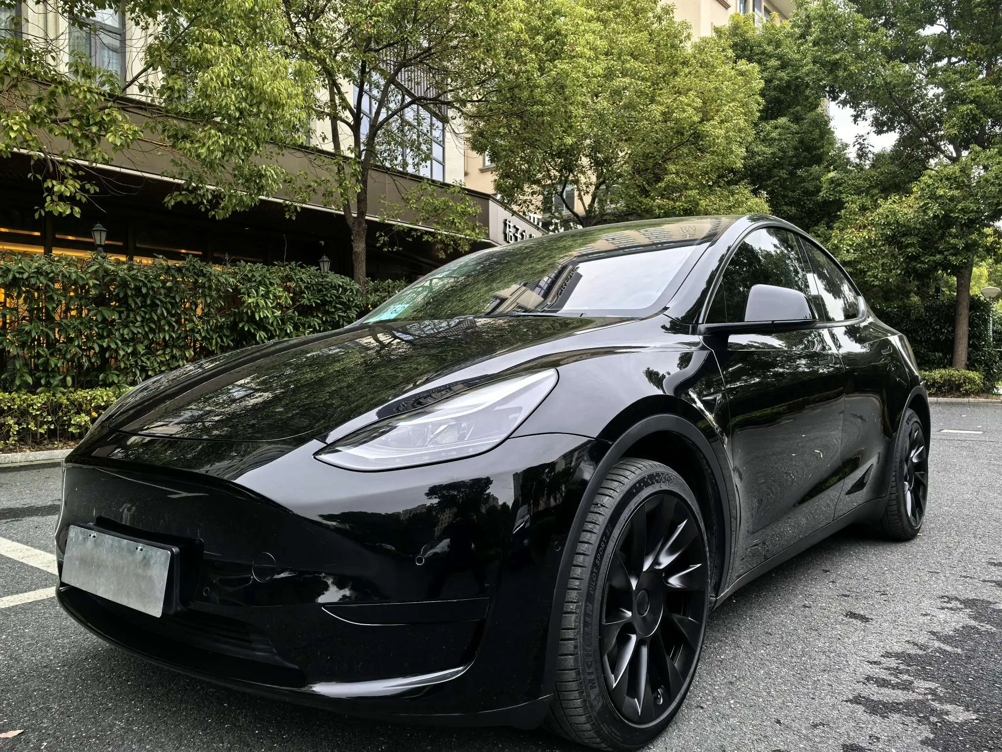 14.96萬！2022款特斯拉Model Y，4萬公里一手車，純電出行新選擇！