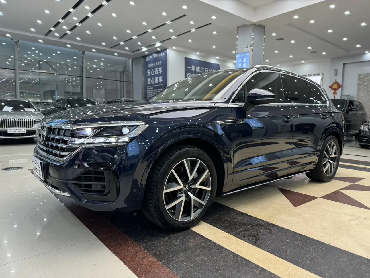 藍(lán)色風(fēng)暴來襲!2023款大眾途銳,4.4萬公里準(zhǔn)新車,5.9秒破百!