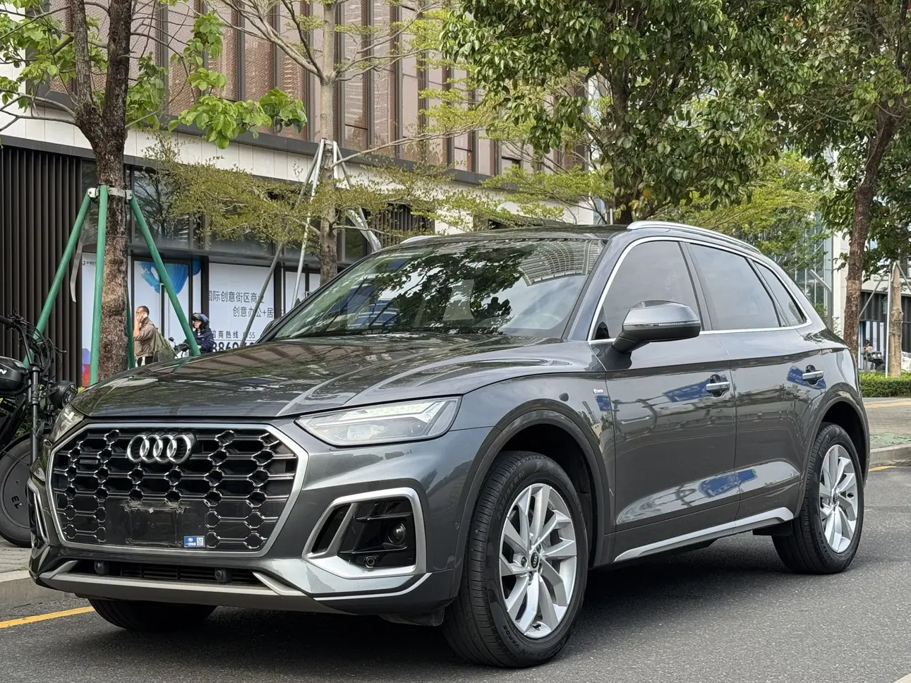 2022款奧迪Q5L，4.1萬公里一手車，豪華動感SUV，23.8萬即可擁有