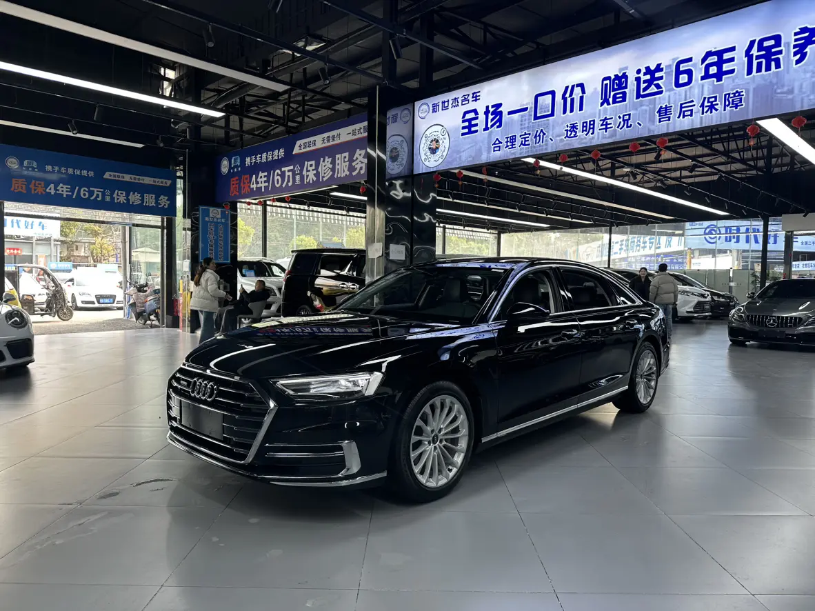 21年奧迪A8L,2.7萬公里一手準新車,47.8萬體驗D級旗艦轎車!