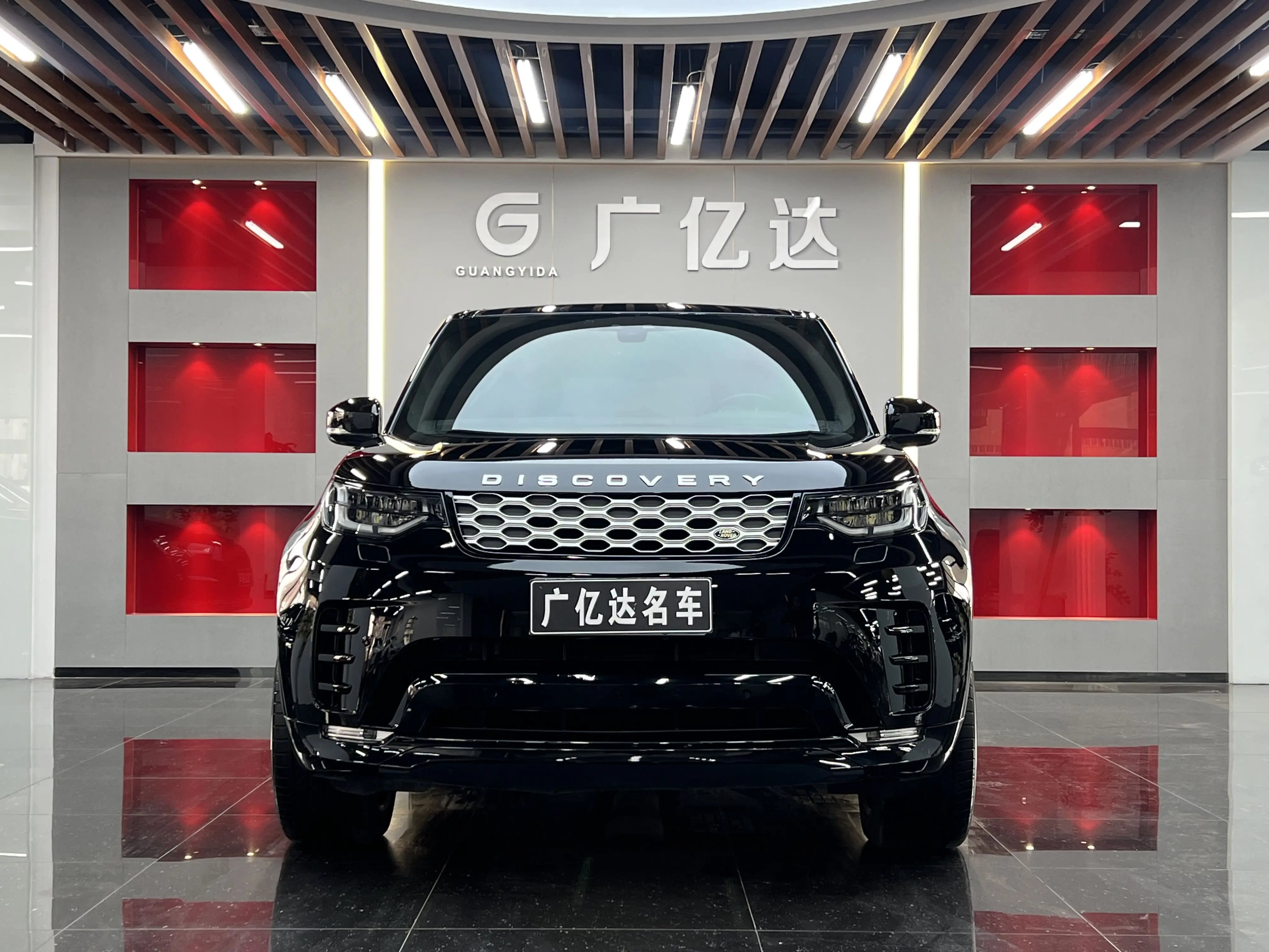 26萬圓夢硬派豪華SUV,2017款路虎發現,9.7萬公里一手車況
