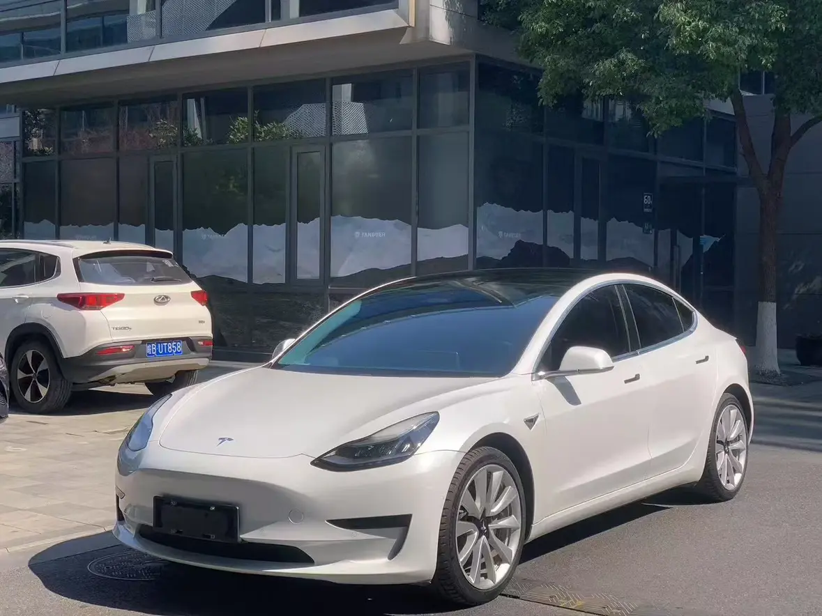 特斯拉Model3:2020款一手車,4.7萬公里,11.98萬值嗎?