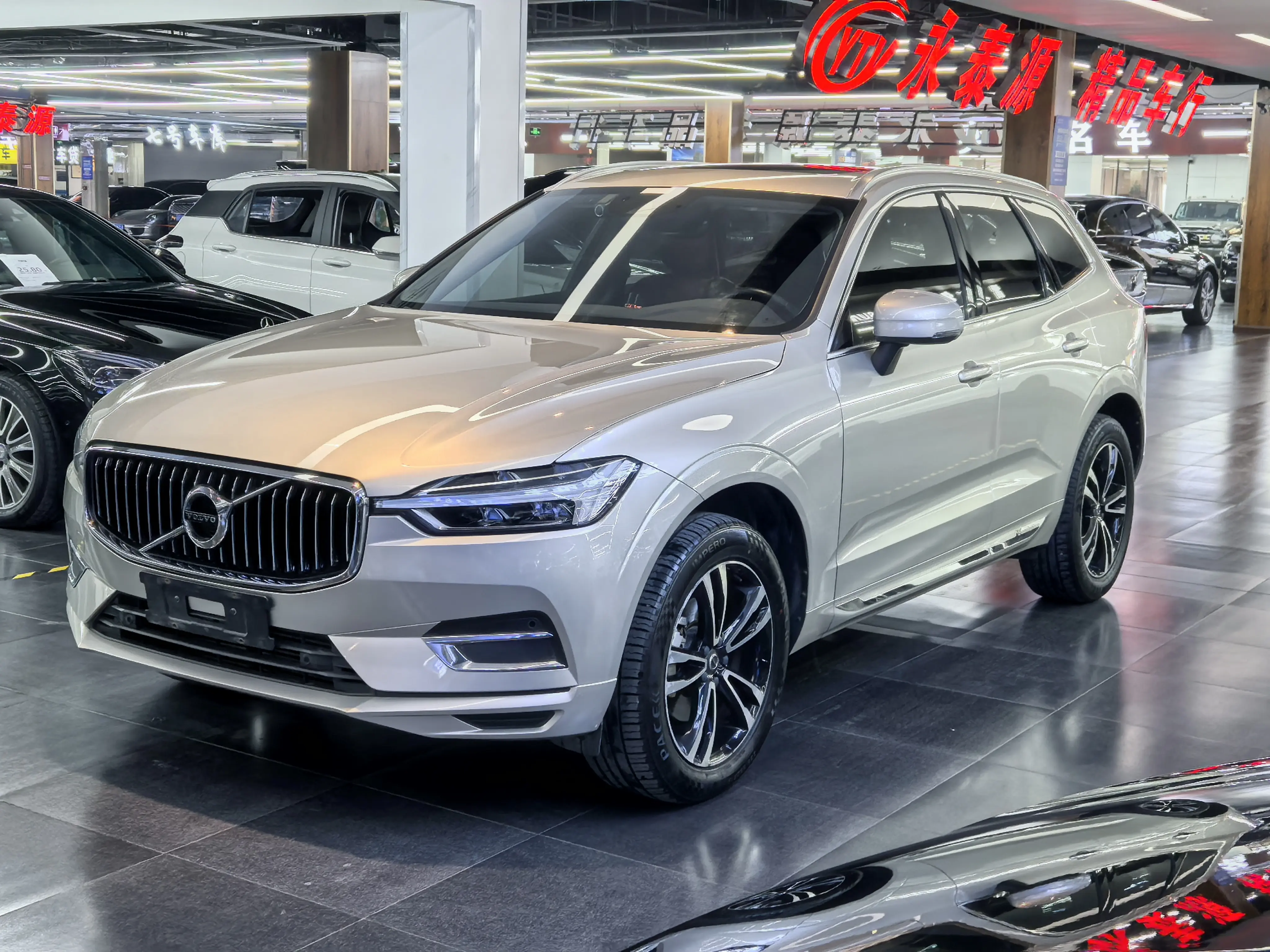 安全豪華奶爸車，12萬出頭的沃爾沃XC60，香檳色你喜歡嗎？