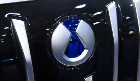 上海車展亮相？騰勢要推跑車了，網(wǎng)傳諜照曝光