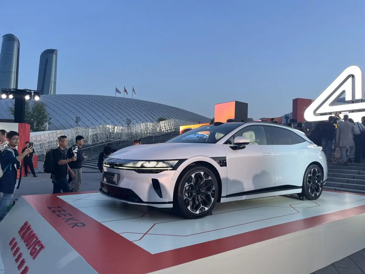 极氪007GT售20.29万起,猎装设计、800V、激光雷达,爆款实锤?
