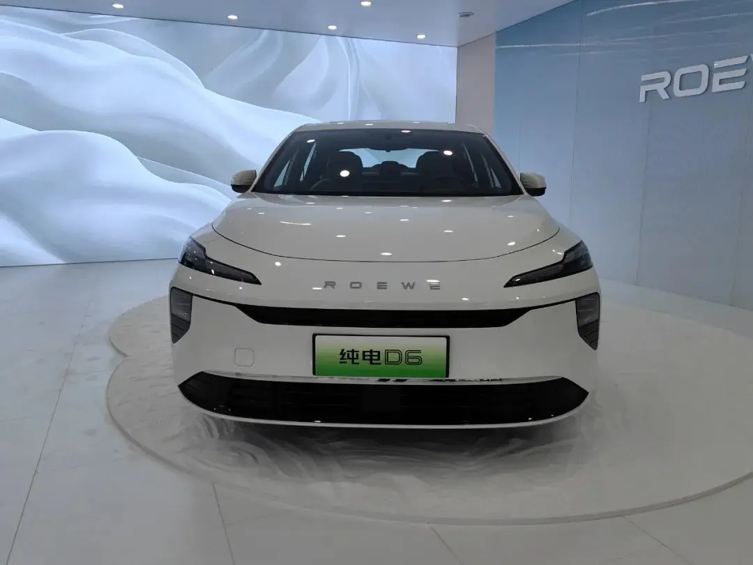 2025上海車展:上汽榮威純電D6