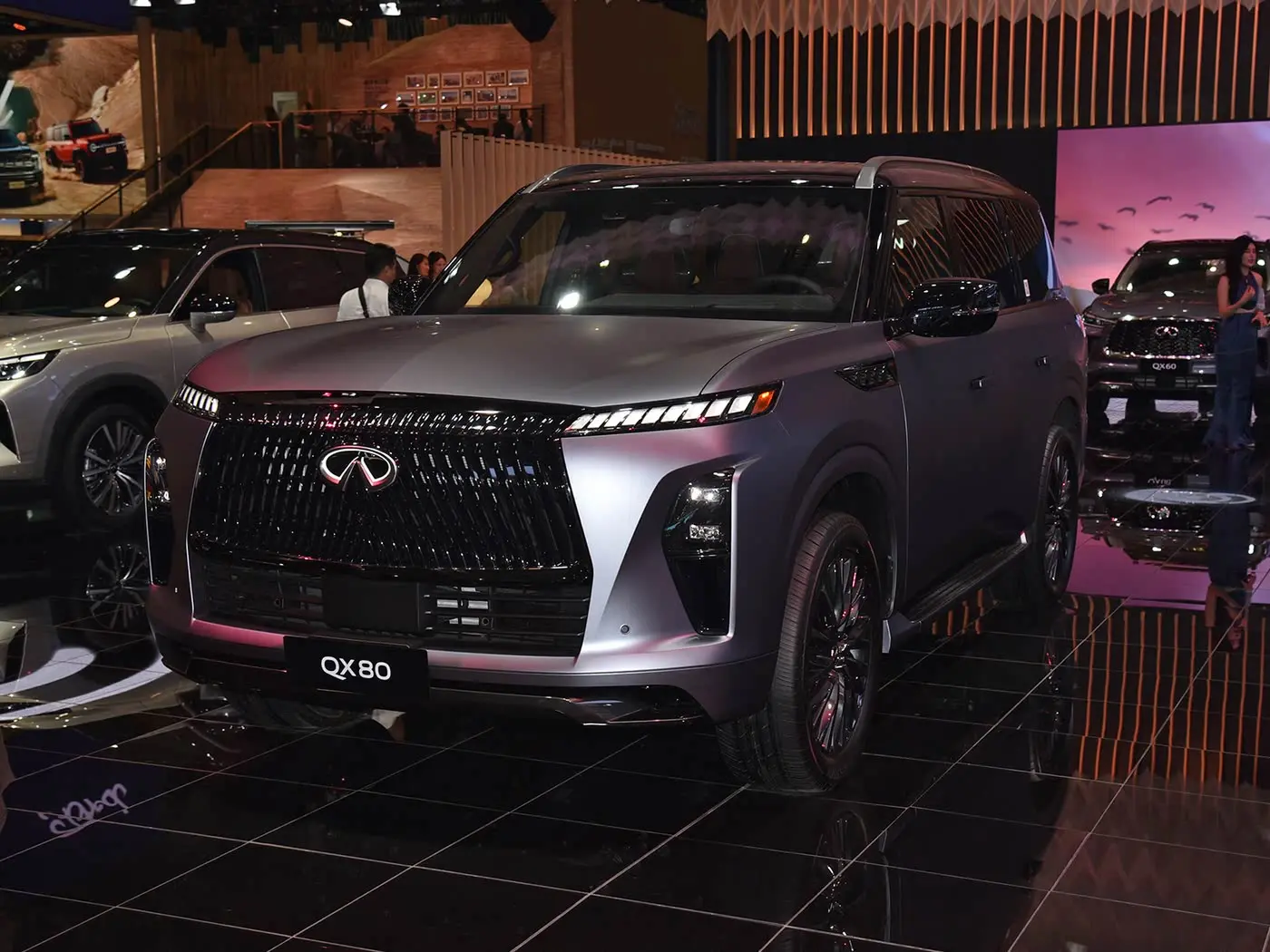 又一款大型SUV，配3.5T V6发动机+空悬7/8座皆可选