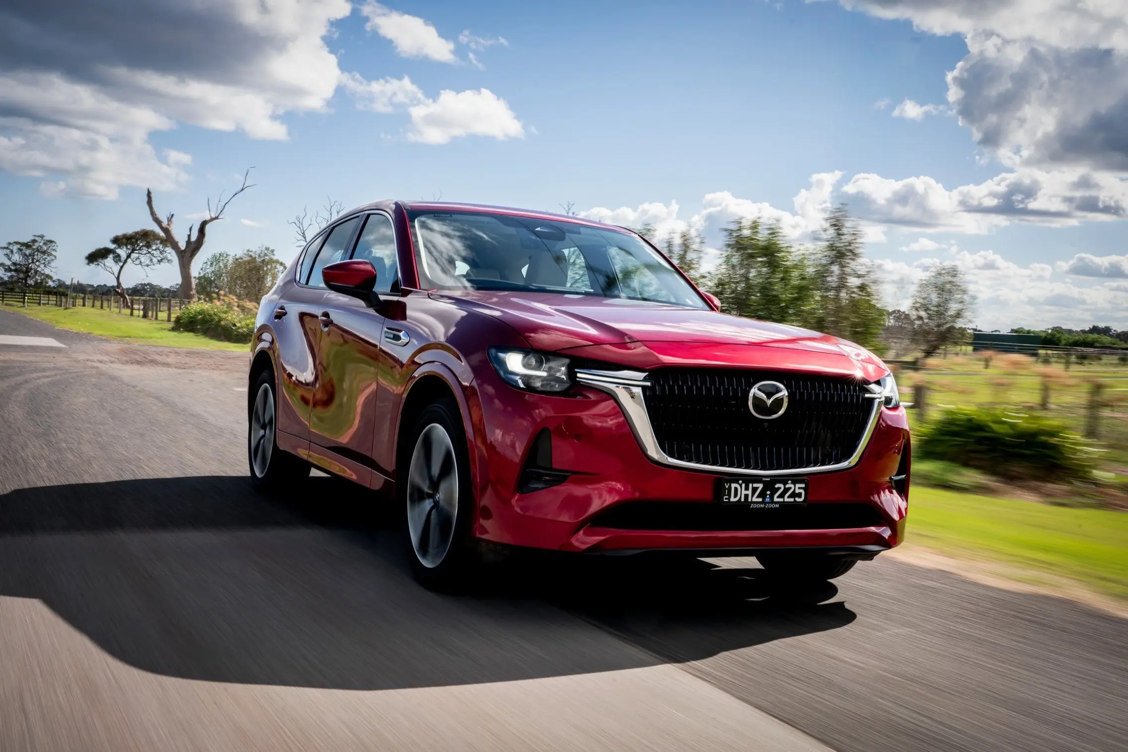 马自达CX-60海外上市 新增金属色 V6发动机