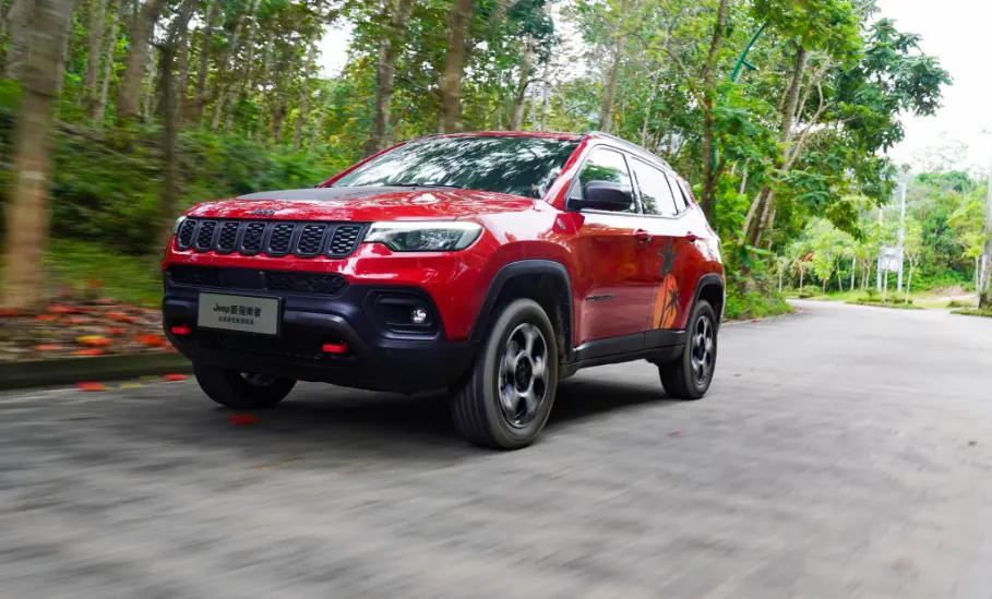 全新Jeep指南者官圖發布，全面進攻新能源市場