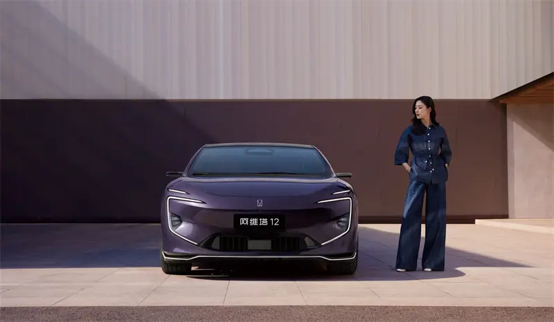 阿維塔12:30萬(wàn)級(jí)豪華轎車(chē)顛覆者登場(chǎng)