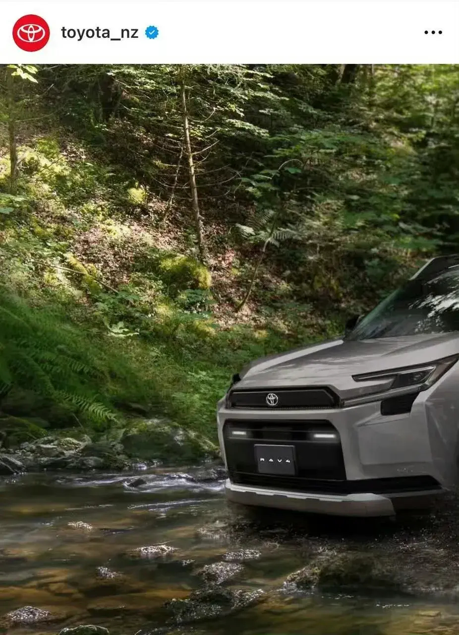 全新一代豐田rav4曝光！車型外觀設計更加的硬朗！