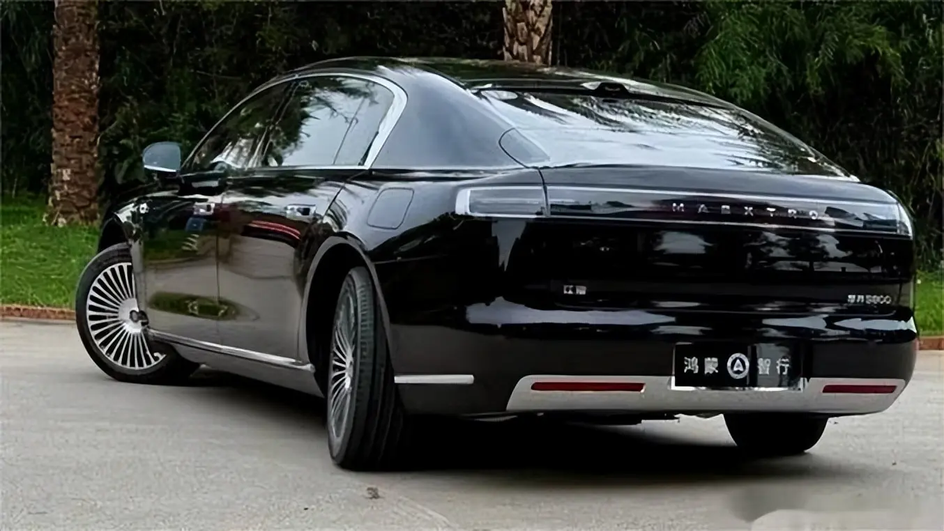 尊界S800D+級車該有的配置不能吹作遙遙領(lǐng)先