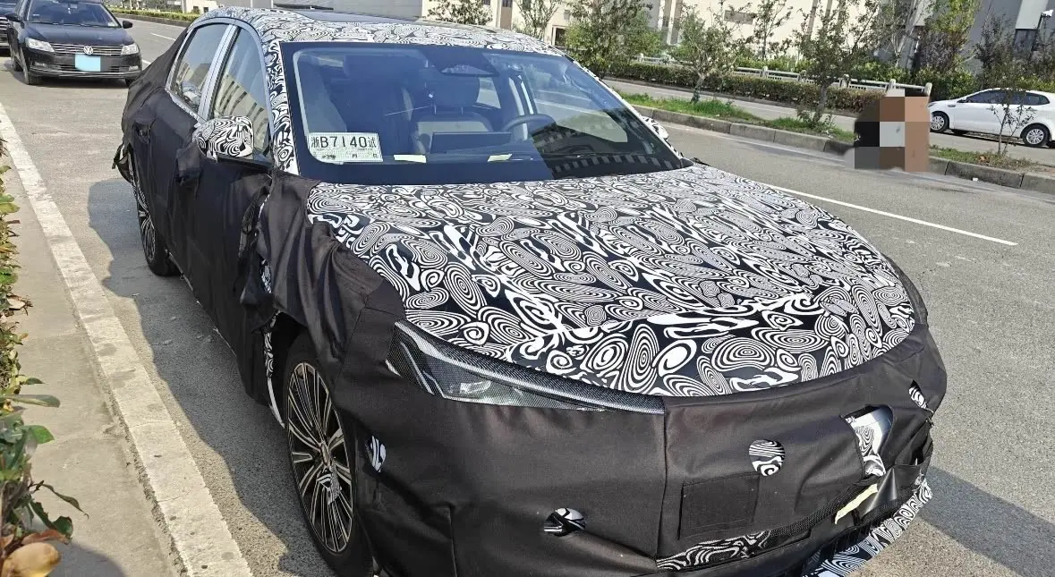 吉利銀河全新轎車諜照曝光 主打10萬價(jià)格區(qū)間