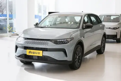 軸距2930mm，定位中型SUV，零跑C11怎么樣