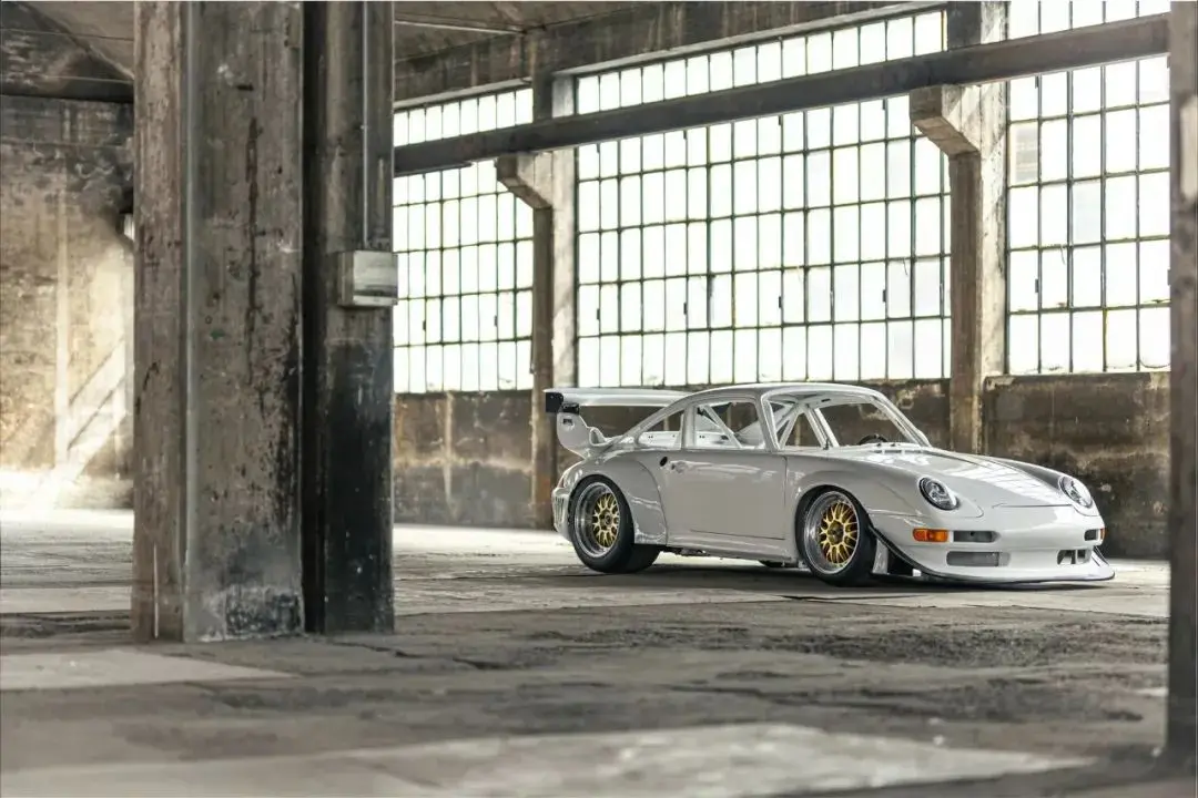 全世界僅十臺的保時捷911 GT2 R你想要嗎？70萬歐元的大號樂高