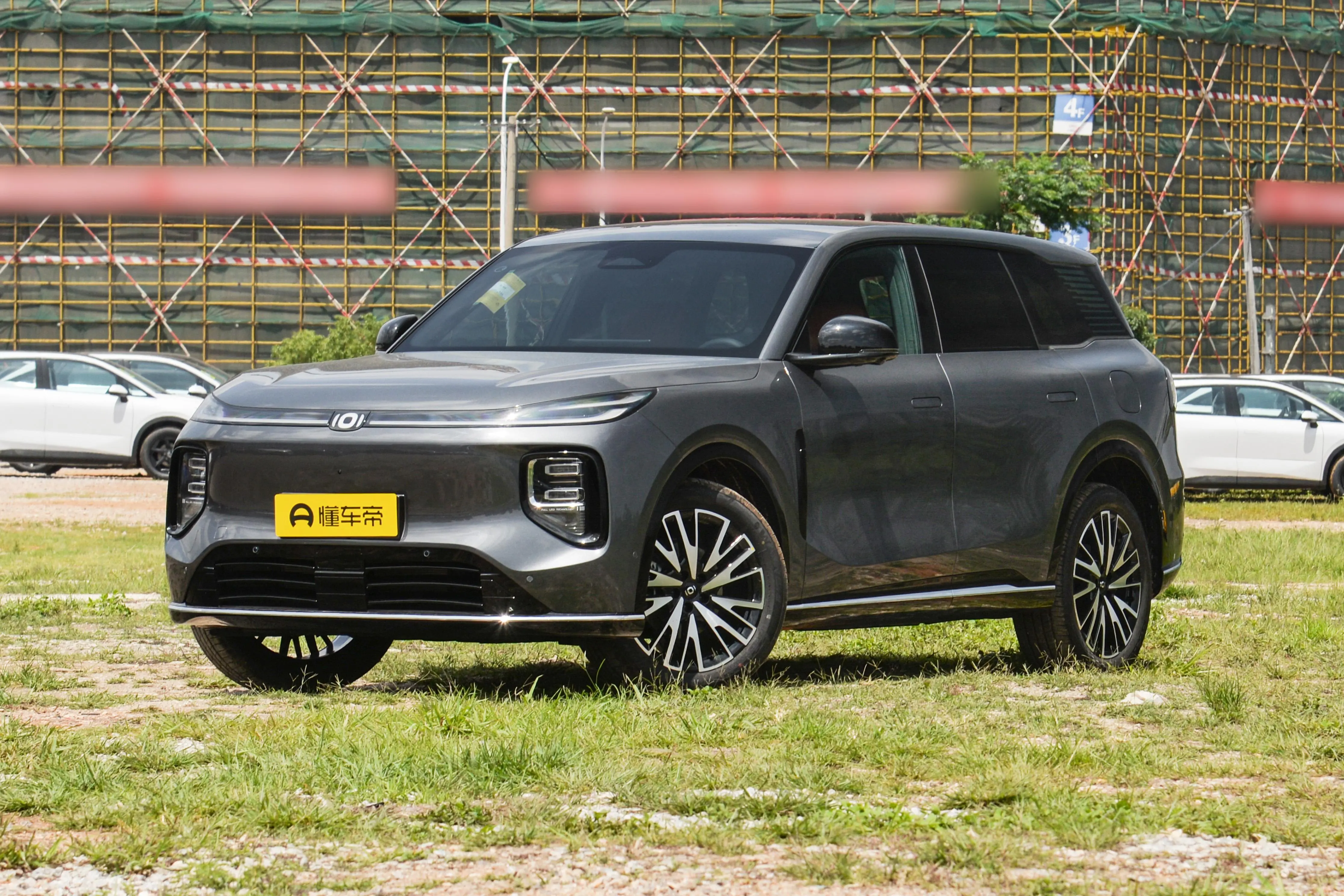 13萬(wàn)級(jí)中型SUV，長(zhǎng)續(xù)航+大空間，還帶移動(dòng)電站，家用可選TA！