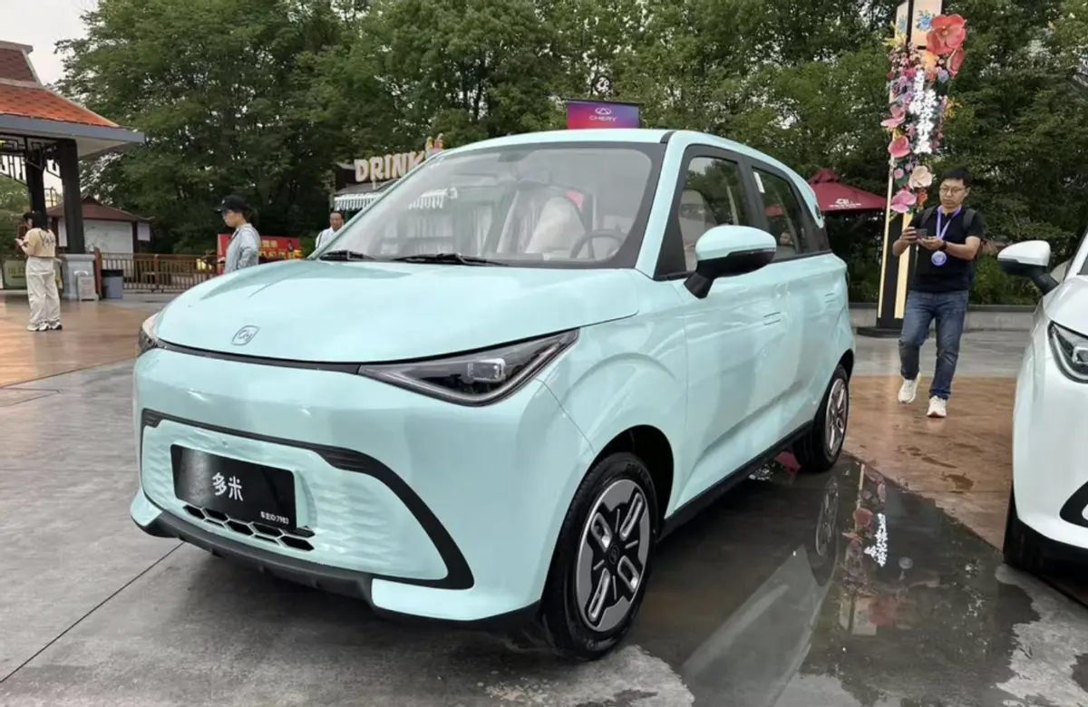 奇瑞多款小車上市，QQ多米5.99萬起，潮玩屬性
