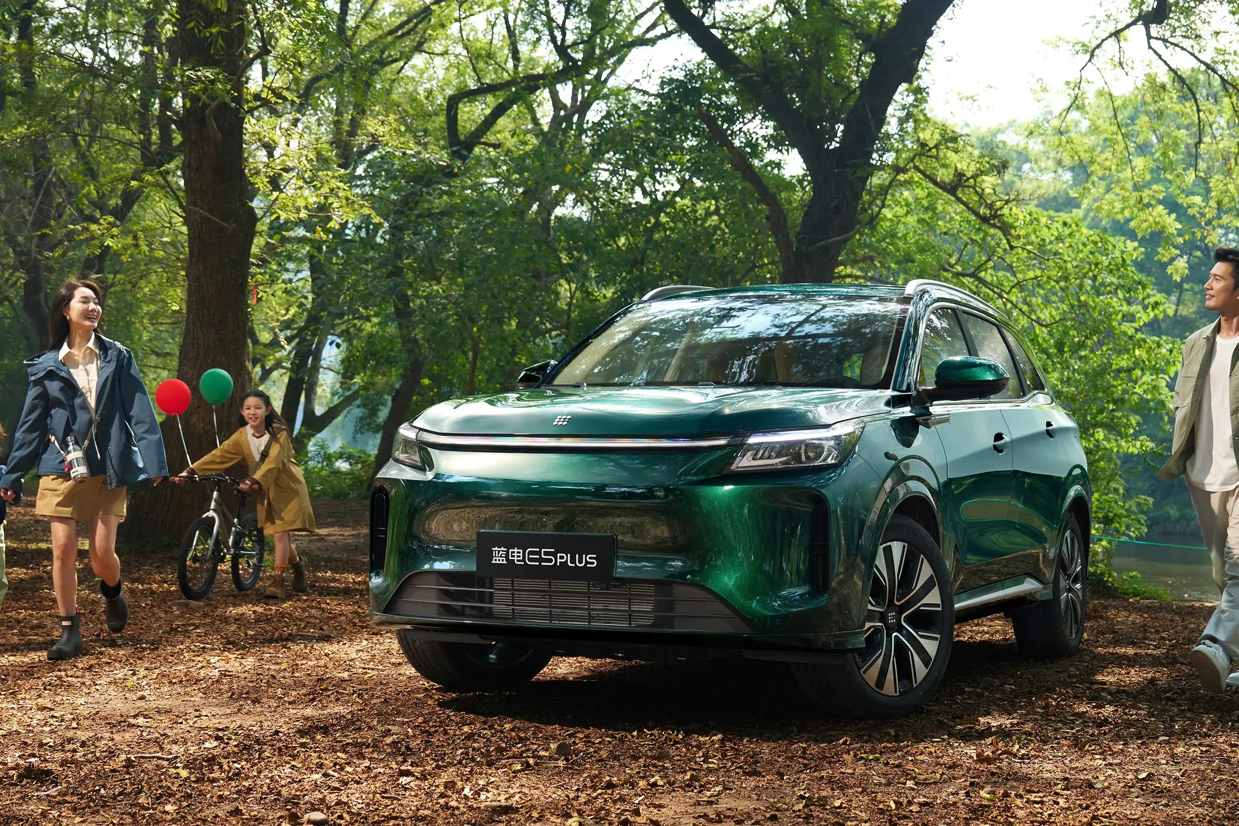 賽力斯開始發力了！7座中型SUV續航1300km，油耗0.94L，才7.98萬