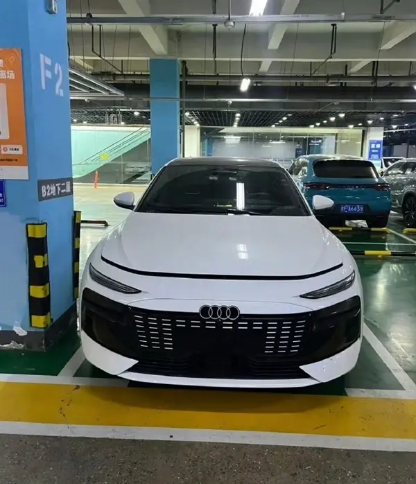 全新國產(chǎn)奧迪A6L e-tron實車曝光，配備華為乾崑智能輔助駕駛系統(tǒng)