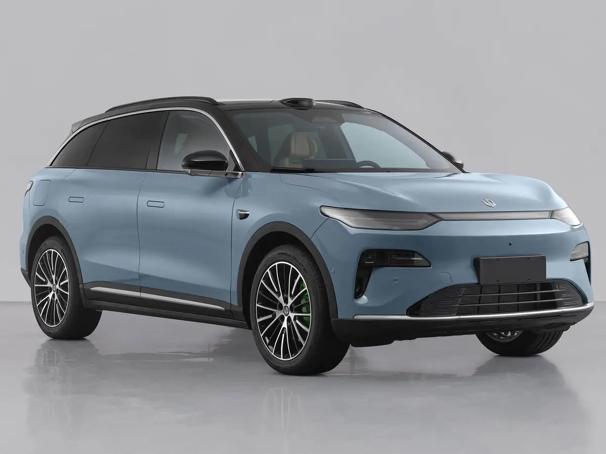 10.38萬就能入手中型新能源SUV，零跑C11家用真的太值了