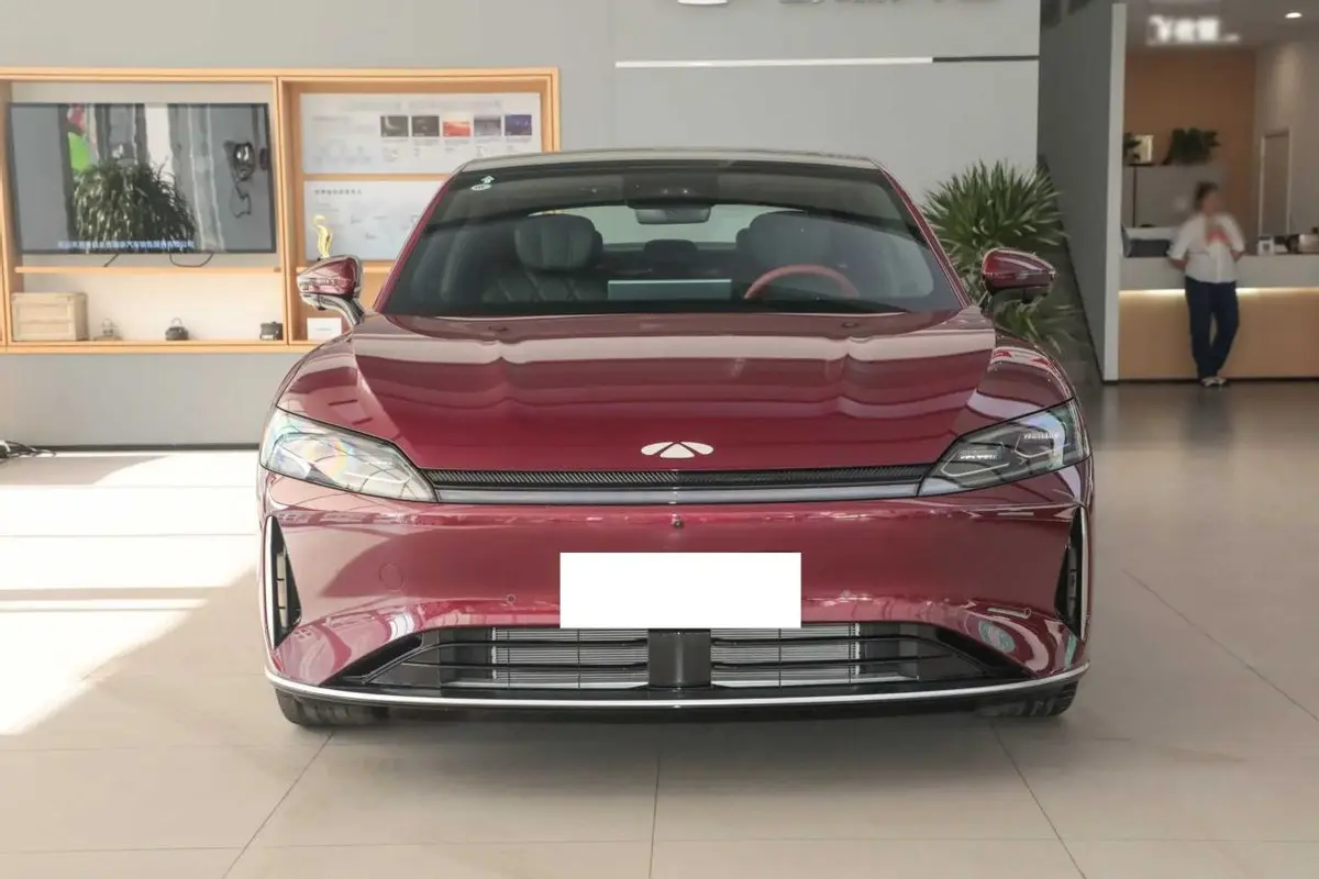 綜合續(xù)航2000km，支持高速領(lǐng)航，奇瑞風(fēng)云A9L預(yù)售15.99萬起