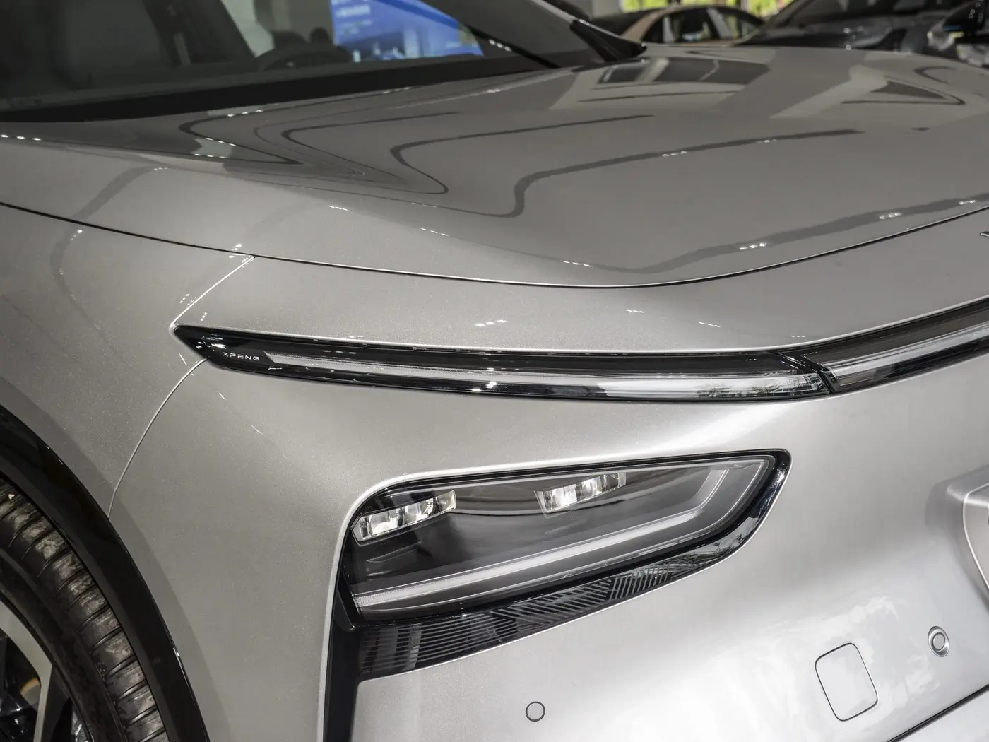 小鵬G7即將上市，車寬近2米，外觀時(shí)尚，純電續(xù)航里程超700km