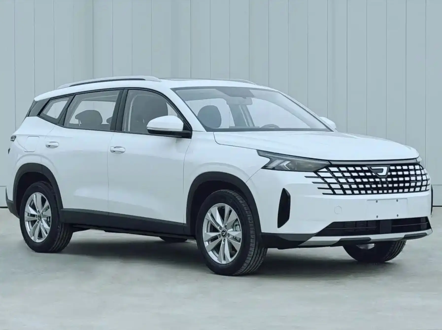等等再出手 五款燃油SUV新車來襲 捷達VS8、捷途X70L領(lǐng)銜