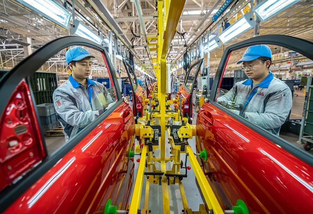 外國人眼中的中國汽車“新貴”:工作狂和老摳門