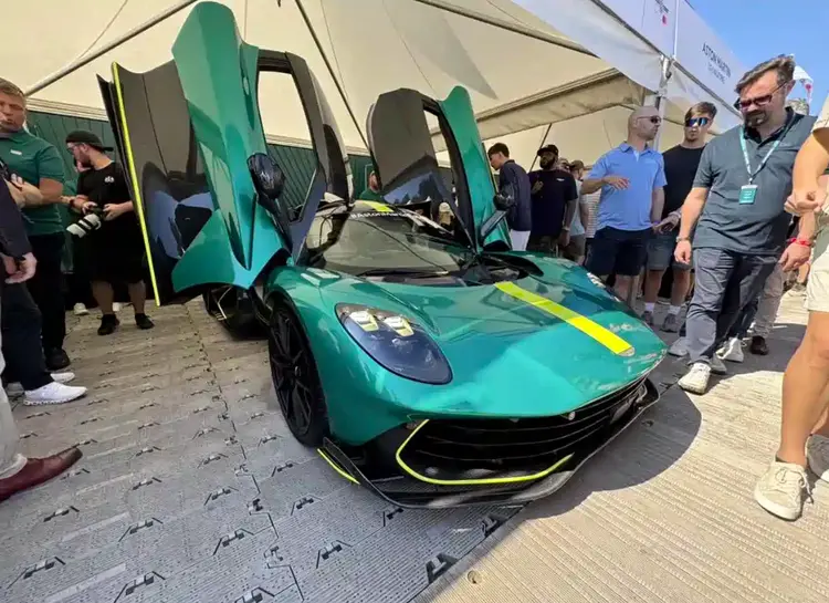 全球限量999臺 阿斯頓·馬丁Valhalla量產版實車亮相