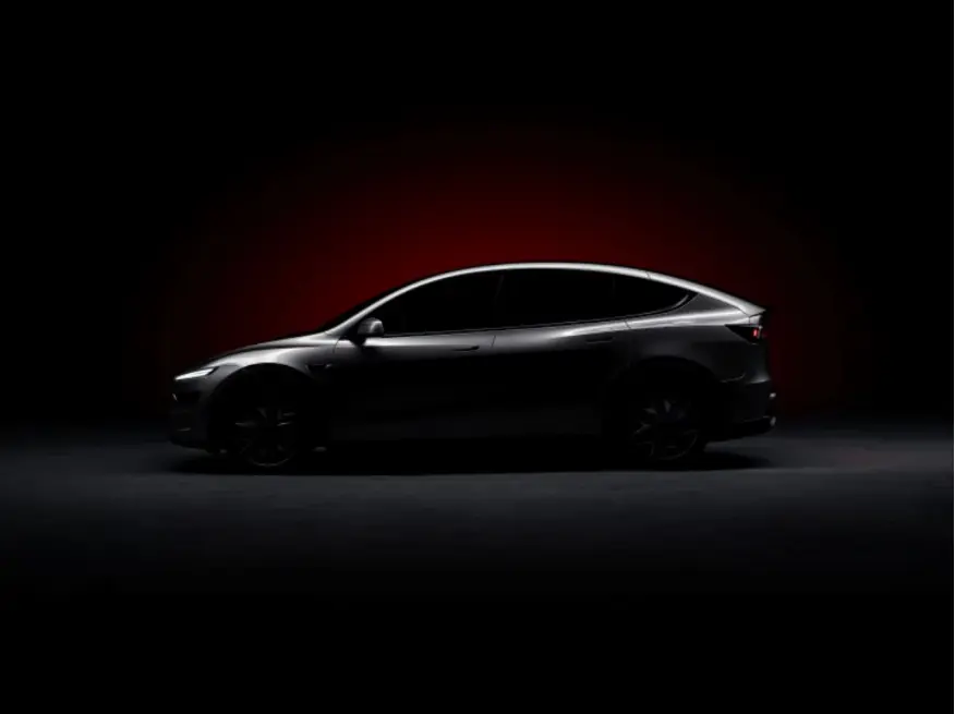 特斯拉Model Y L 發布，加長變 6 座，還有人買？